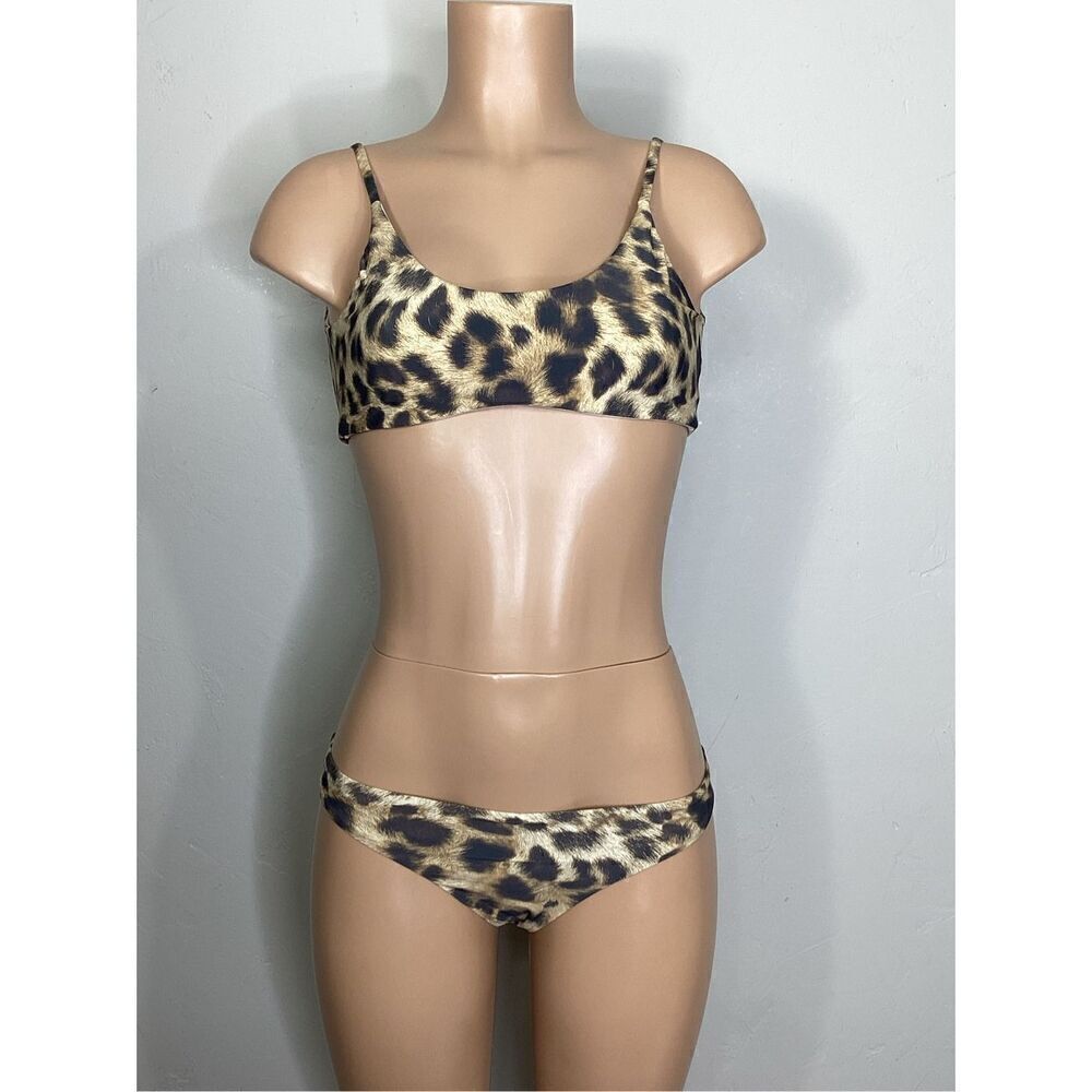 New. Pilyq/PQ Jungle reversible tie front bikini. M-Top/L-bottom. Retails$169 - Picture 6 of 16